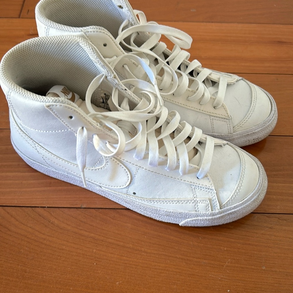 Nile high tops